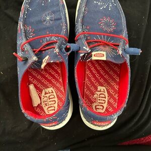 Hey Dude Blue and Red Firework Flats